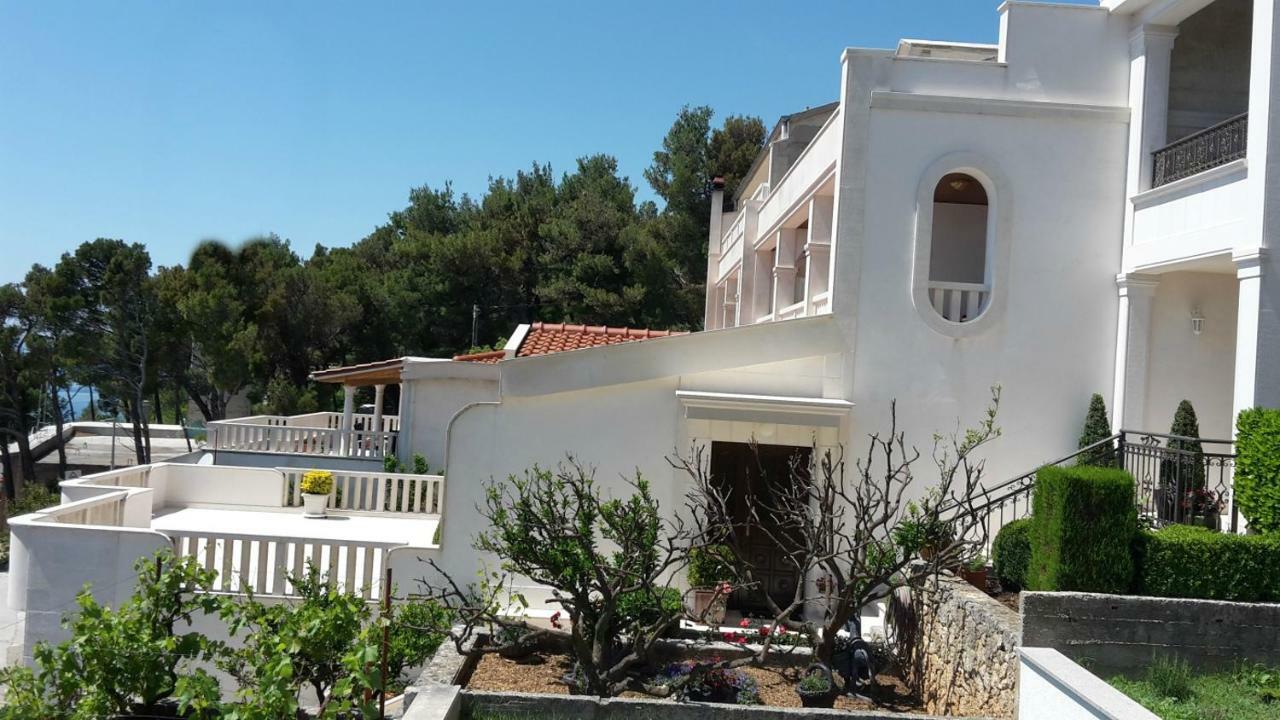 Guest House Fenix Brela Buitenkant foto