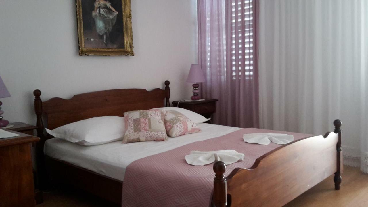 Guest House Fenix Brela Buitenkant foto
